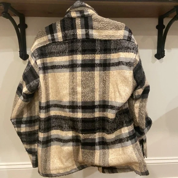 Plaid Zara Jacket, size medium, relaxed fit - Picture 2 of 4